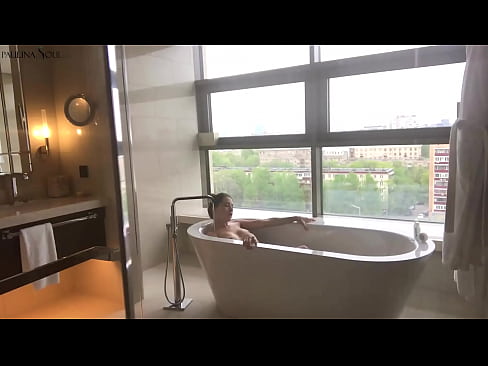 ❤️ Pitikek mezin Bi dilgermî pizika xwe di serşokê de dihejîne ❤️❌ Vîdyoyê seksî li me ku.porn-mz-com.ru ❌️❤